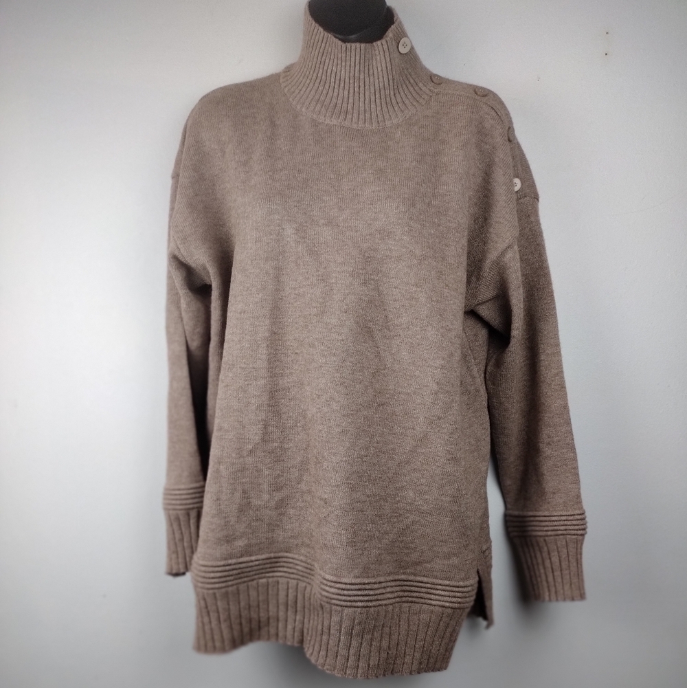Suvimuga Tan Sweater size M